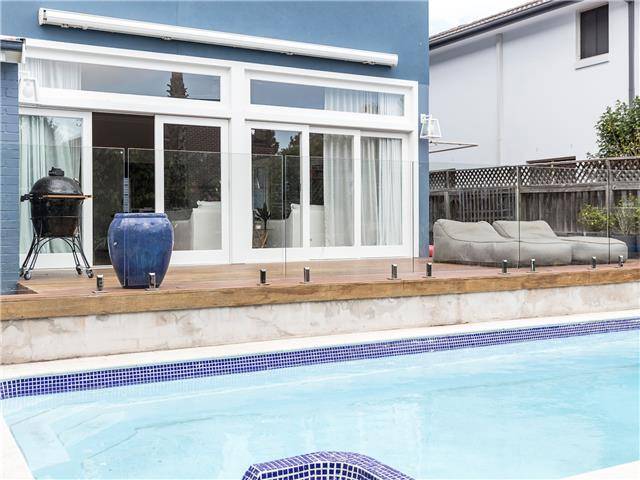 Sydney Villa 5511