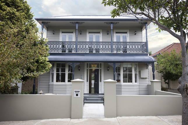 Sydney Villa 5547