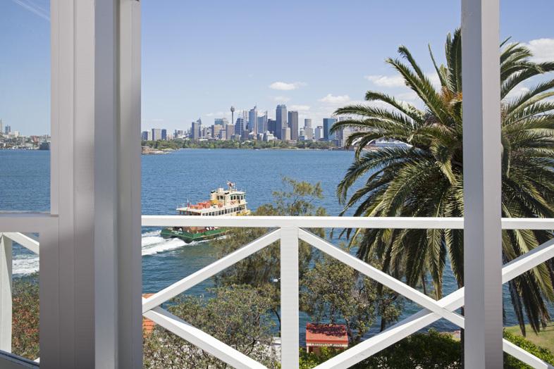 Sydney Villa 5656