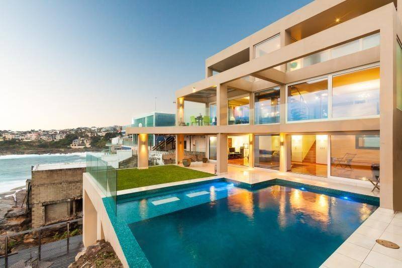 Sydney Villa 5804
