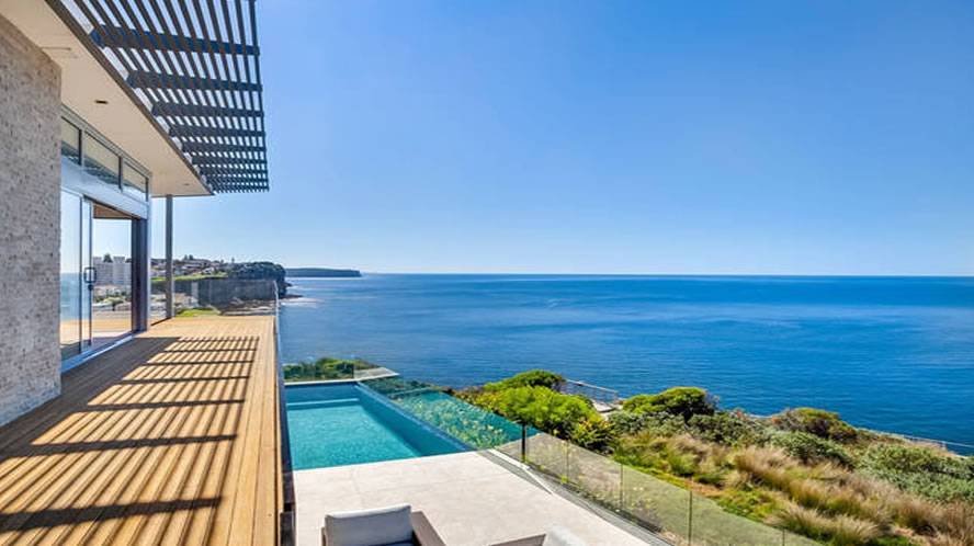 Sydney Villa 5832