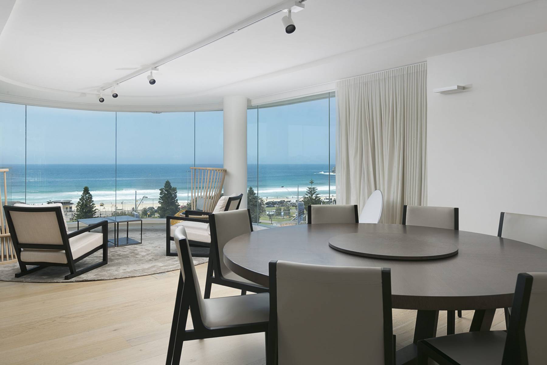 Sydney Villa 5848