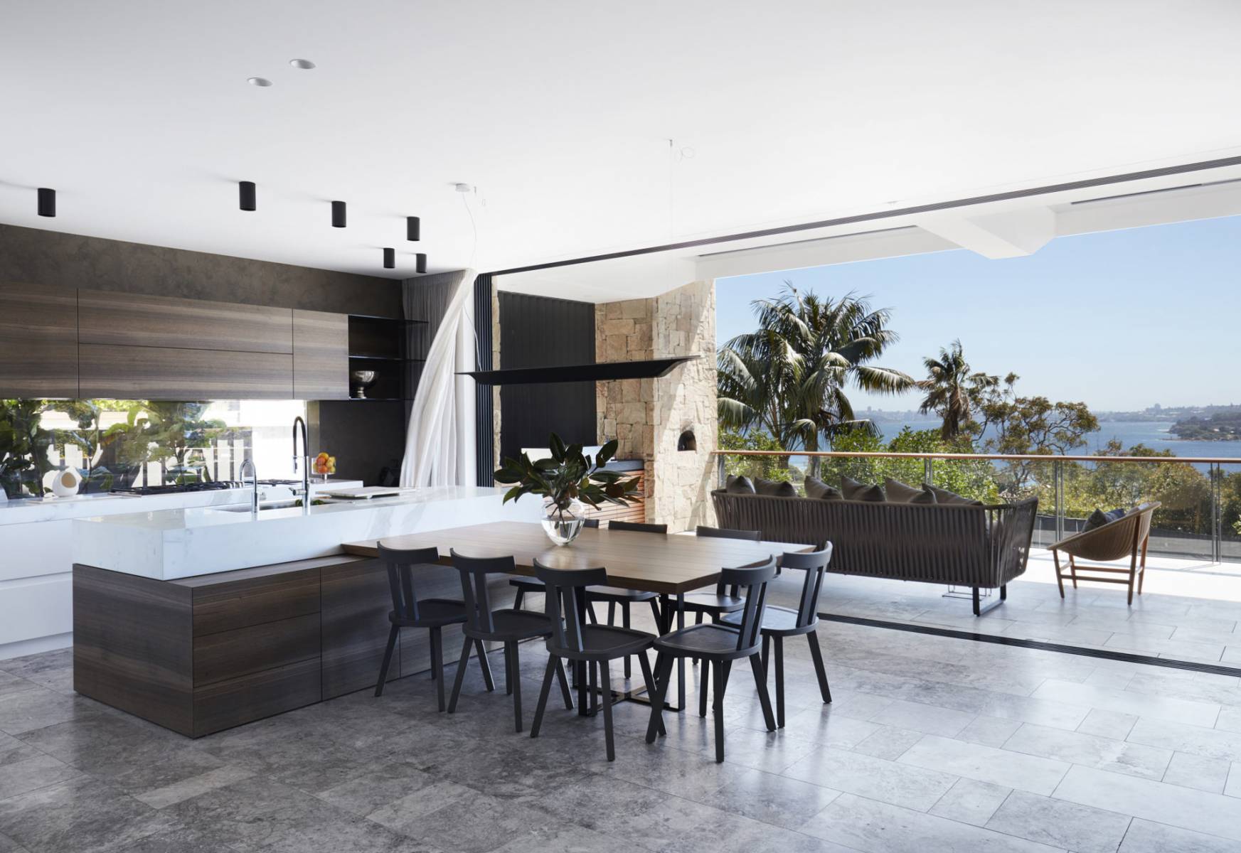 Sydney Villa 5850