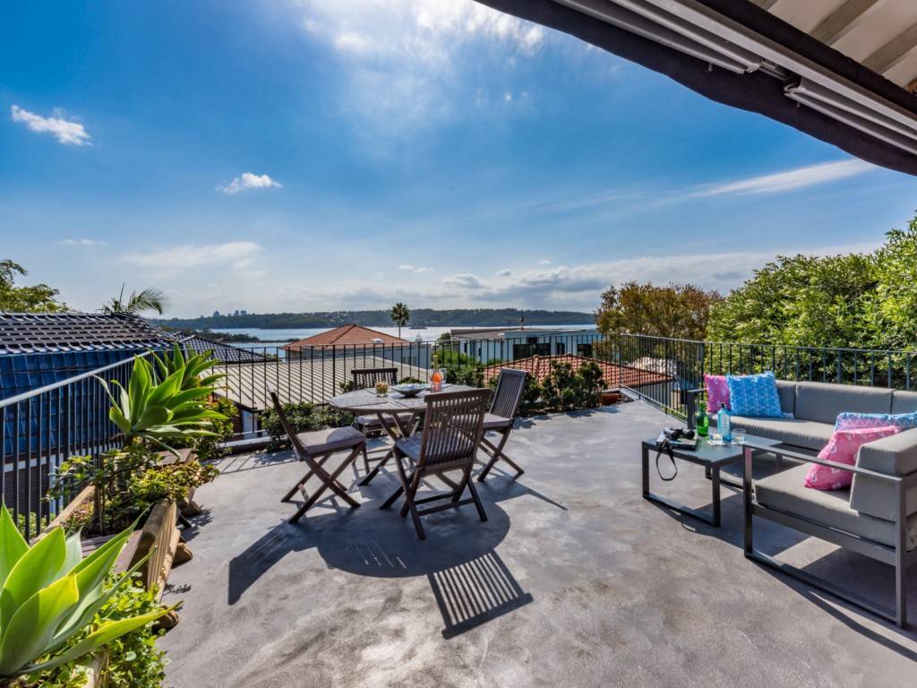 Sydney Villa 5872
