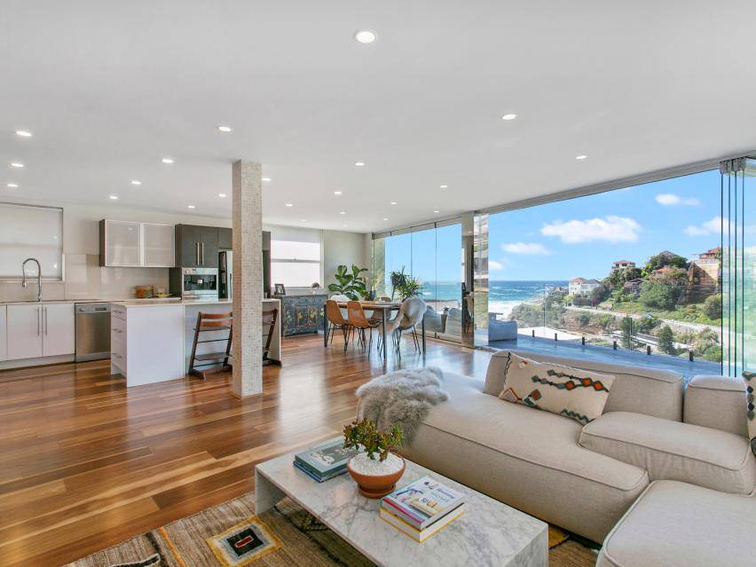 Sydney Villa 5888