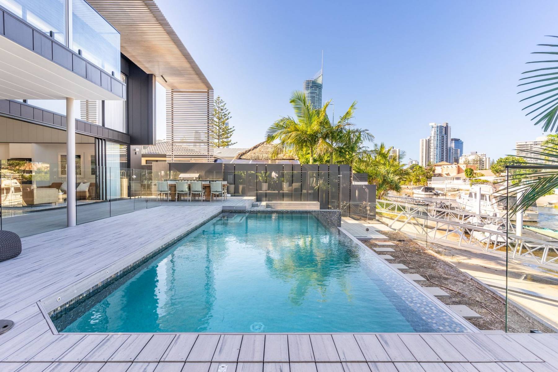 Gold Coast Villa 51271