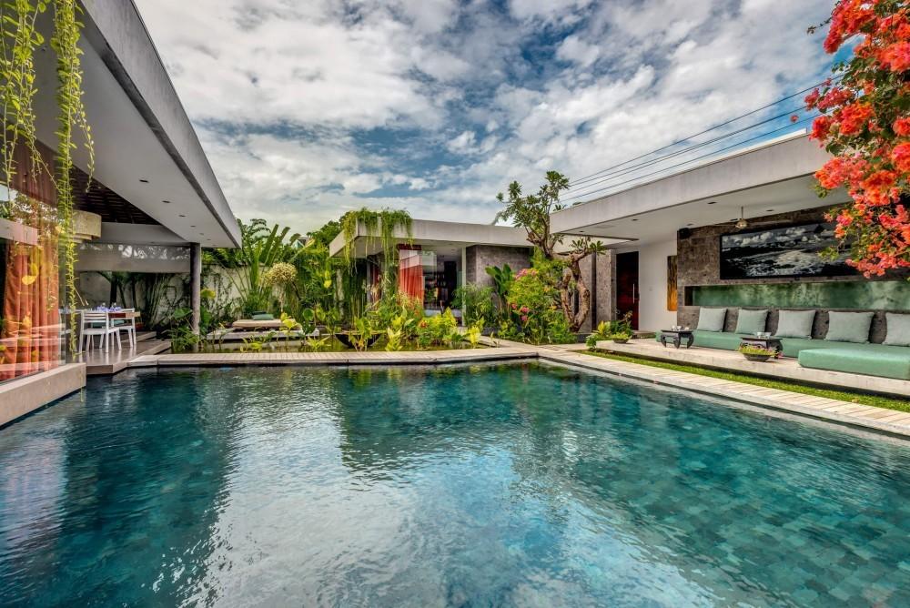 Seminyak Villa 329