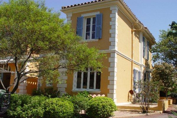 St. Tropez Villa 1837